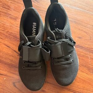 NOBULL Black Low-Top Strap Sneakers